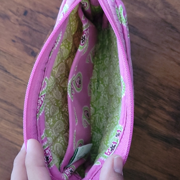 Vera Bradley clutch - Picture 4 of 5